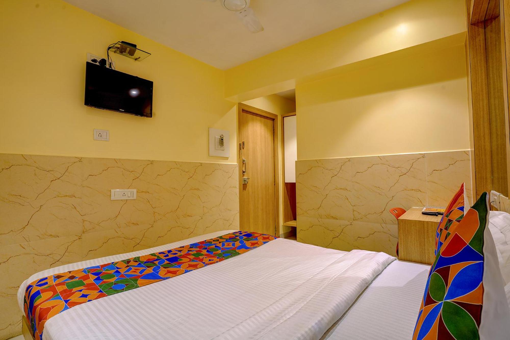 Fabhotel Starwood Residency - Behind Bmw Car Showroom Navi Mumbai Extérieur photo
